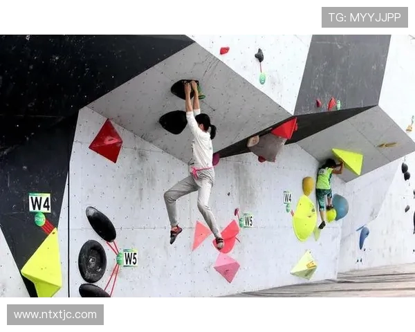 南京攀岩队速度训练与比赛策略的深入分析与探讨